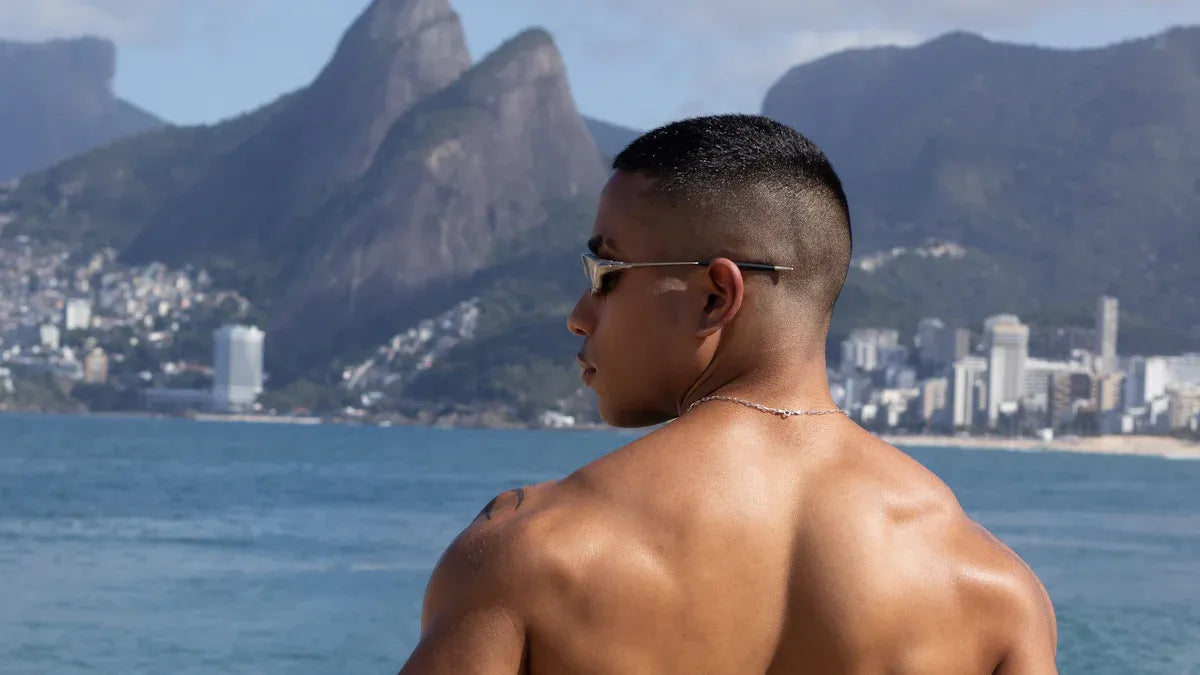 Why do thongs feel so good men?